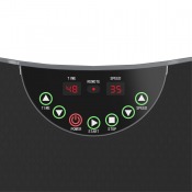 Närbild på träningsytan på Tunturi Cardio Fit V30 med upphöjda punkter