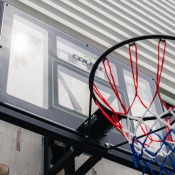 Backboard 110x75 cm och korg på Court Layup Hoop