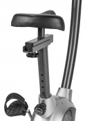 Motionscykel Gymstick IC3.0 sedd bakifrån med sadel, ram och bakre stöd synliga