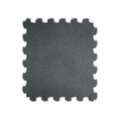 Interlocking Mat PRO Rubber svart gummiplatta med pusselkanter ovanifrån