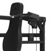 Närbild på ryggdynan på Seated Shoulder Press