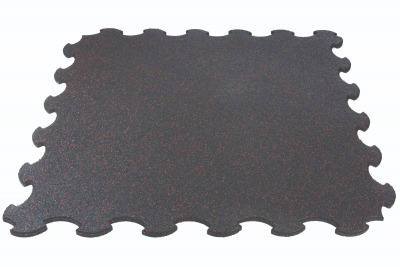 Interlocking Mat PRO Rubber i svart gummi med röda inslag och pusselkant