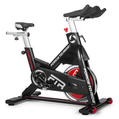 Gymstick Pro FTR Indoor Racer spinningcykel med svänghjul framtill, robust ram och justerbar sadel i svart och rött utförande.