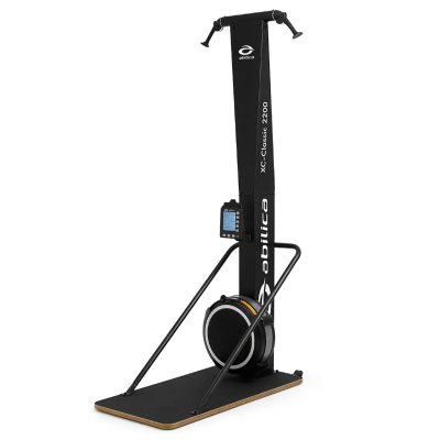 Abilica Premium XC-Classic 2200 skitrainer med fristående ram, luftdrivet fläkthus och stabil golvbas i svart utförande.