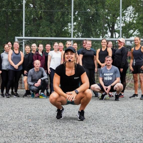 Nadia Raczkowski på Nadiform med en bootcampgrupp